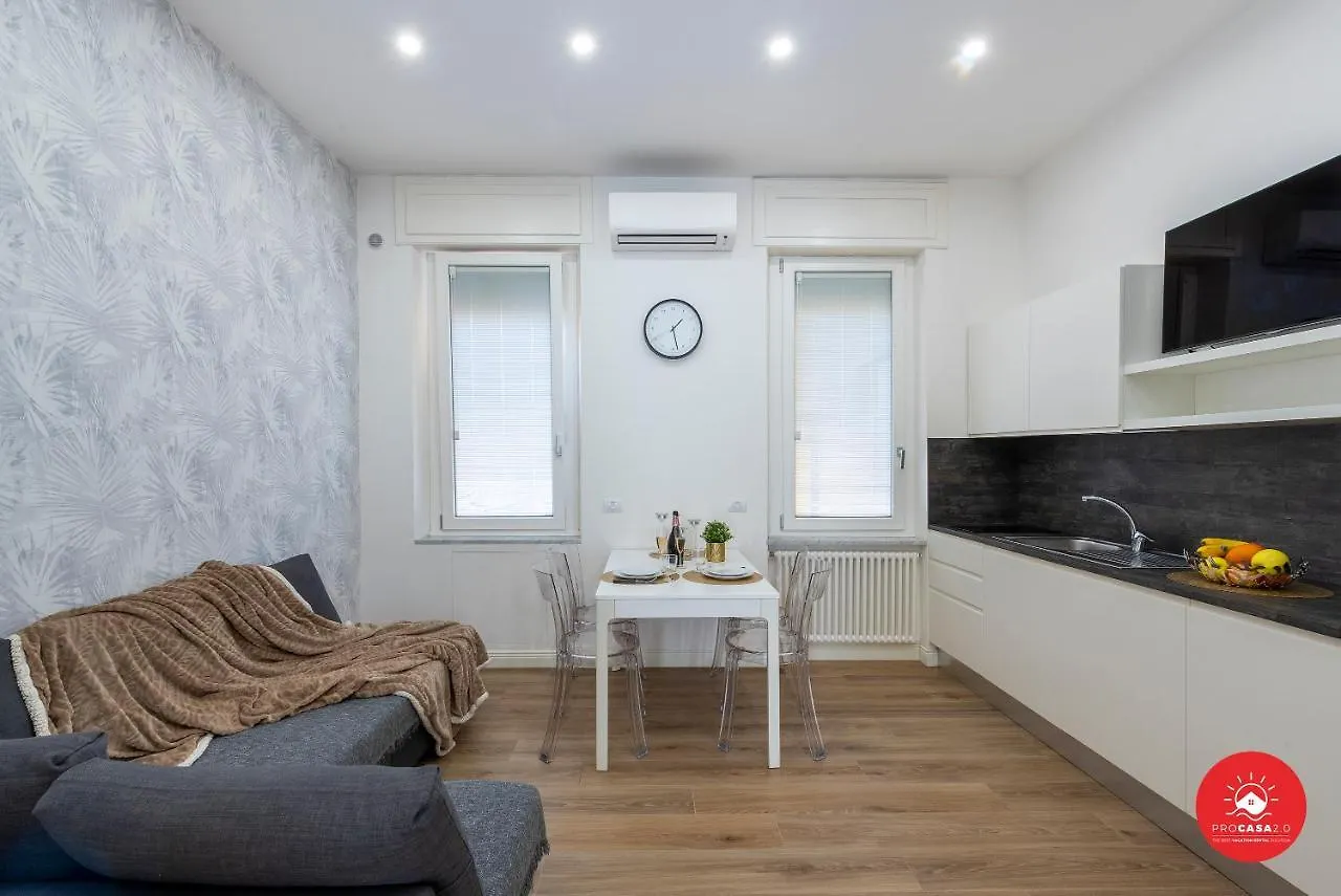 R.B. Guesthouse La Spezia 0*,  Italia